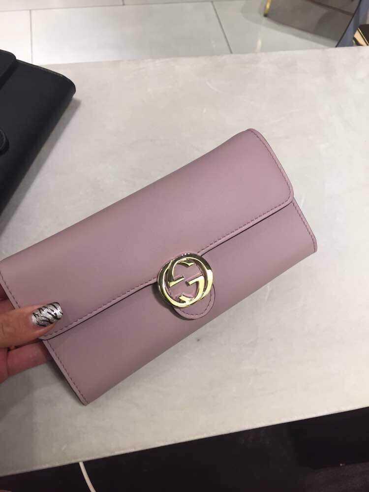 Authentic Gucci Icon Leather Continental Wallet 369663 Lilac